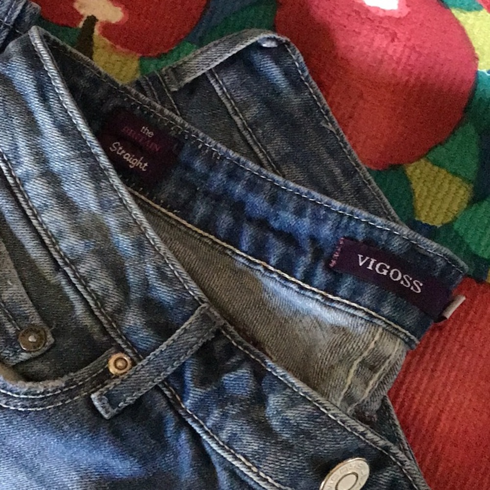 Vigoss straight jeans size 9/10